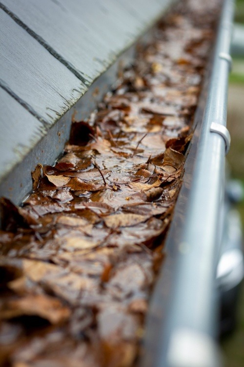 unblock gutters Leicestershire